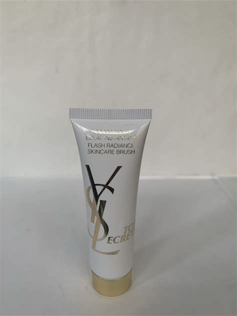 ysl top secrets flash radiance skincare brush review|Yves Saint Laurent Top Secrets Flash Radiance Skincare Brush.